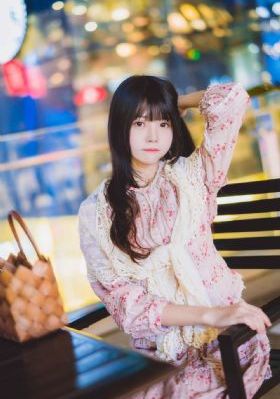 欧美美女电影解说_BD韩语手机在线观看