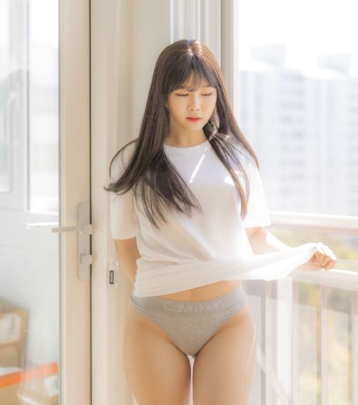 欧美成年女_蓝光动漫在线观看
