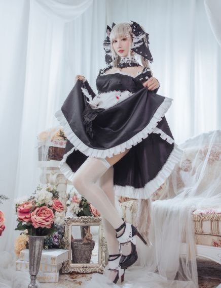 欧美人妖名字_720神马影院手机在线