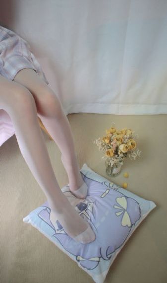 国产超级精品三级_十万网红美女美酱