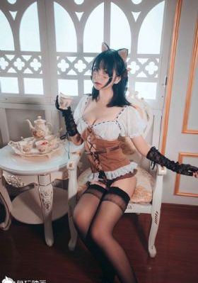 欧美模特服装照_超清在线手机播放
