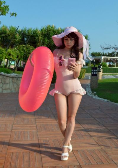 91超级碰撞免费视频_免费观看