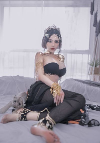 欧美辣妹保镖_最新电影在线观看