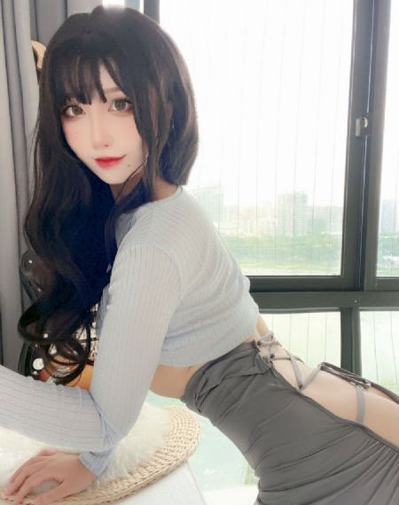 美女被灌醉任人摆弄_720高清视频观看