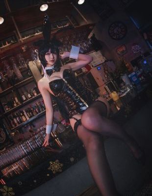 欧美偷拍精品视频_超清高清迅雷在线观看