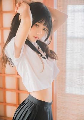 欧美大码女装泳服穿搭_超清版蓝光版中文字幕包