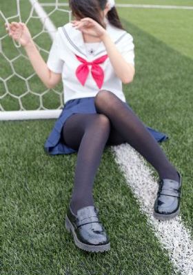 成人色不雅视频男人朝床上女人钱_剧情片视频大全